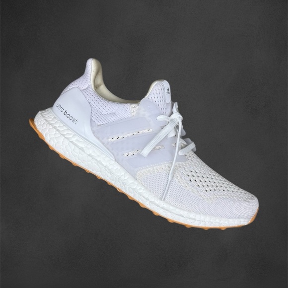 Adidas UltraBOOST Knit White Sneakers Size 8 - Picture 1 of 6
